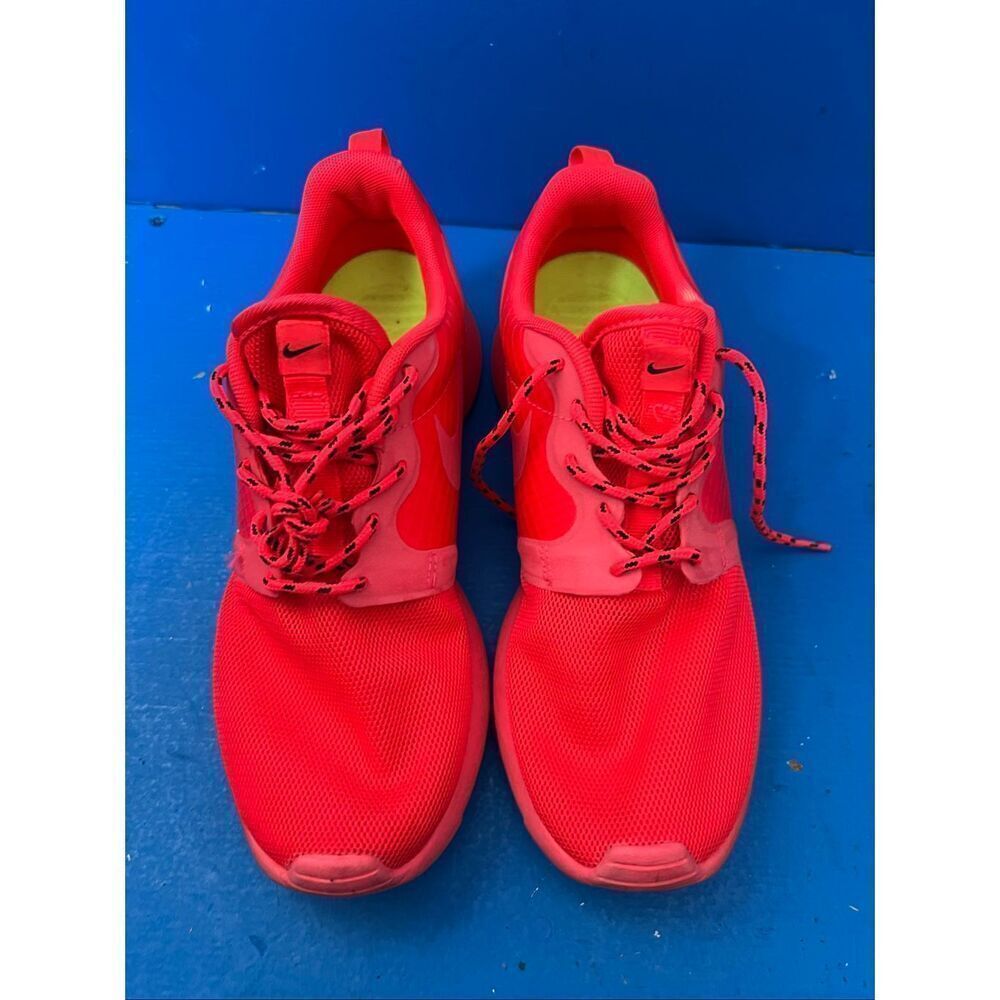 Nike Roshe Run Hyperfuse Laser Crimson us size 6.5 - Picture 3 of 5